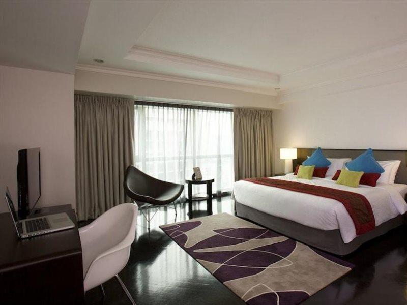 Fraser Place Manila Makati City Exterior foto