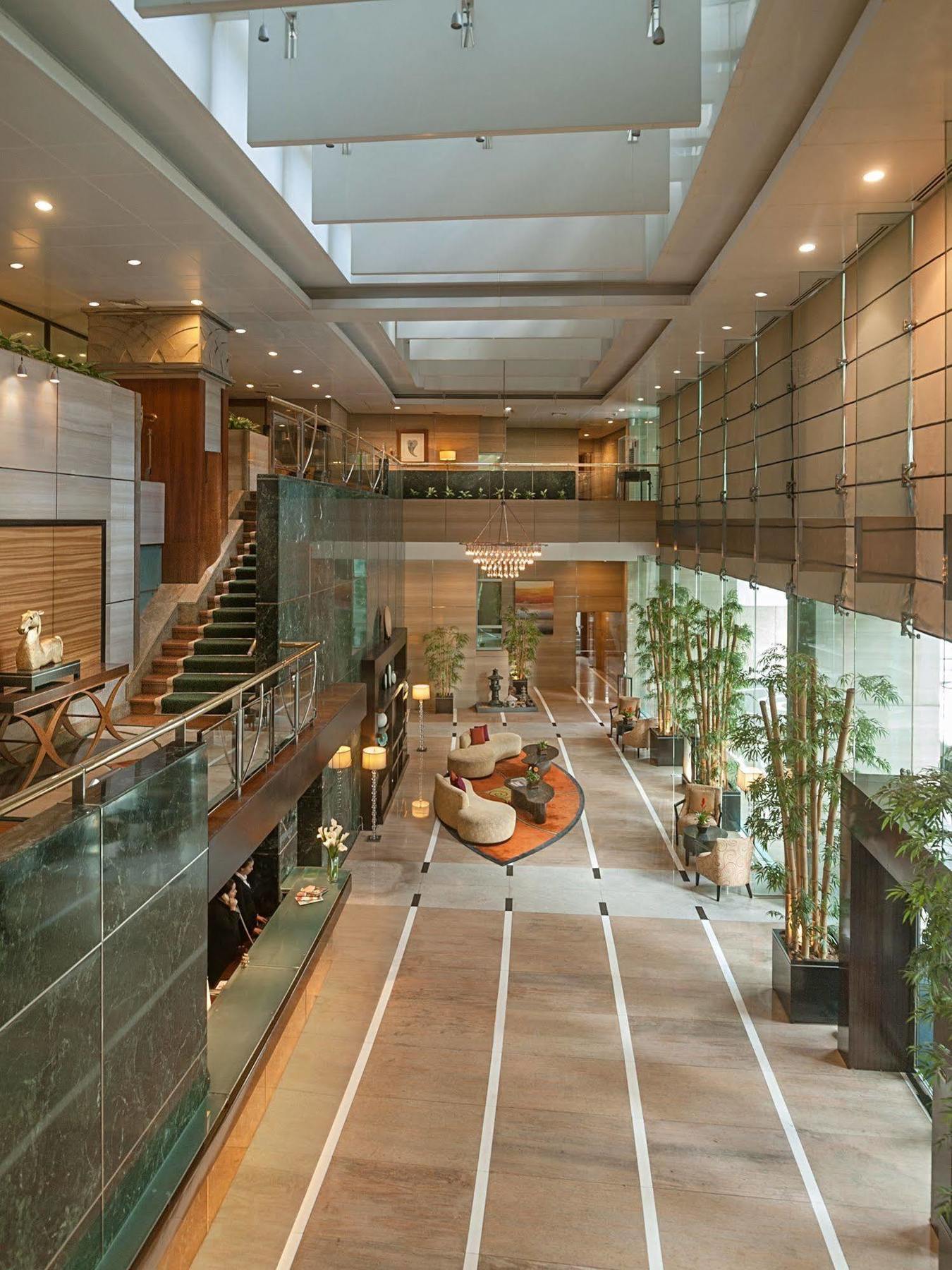 Fraser Place Manila Makati City Exterior foto