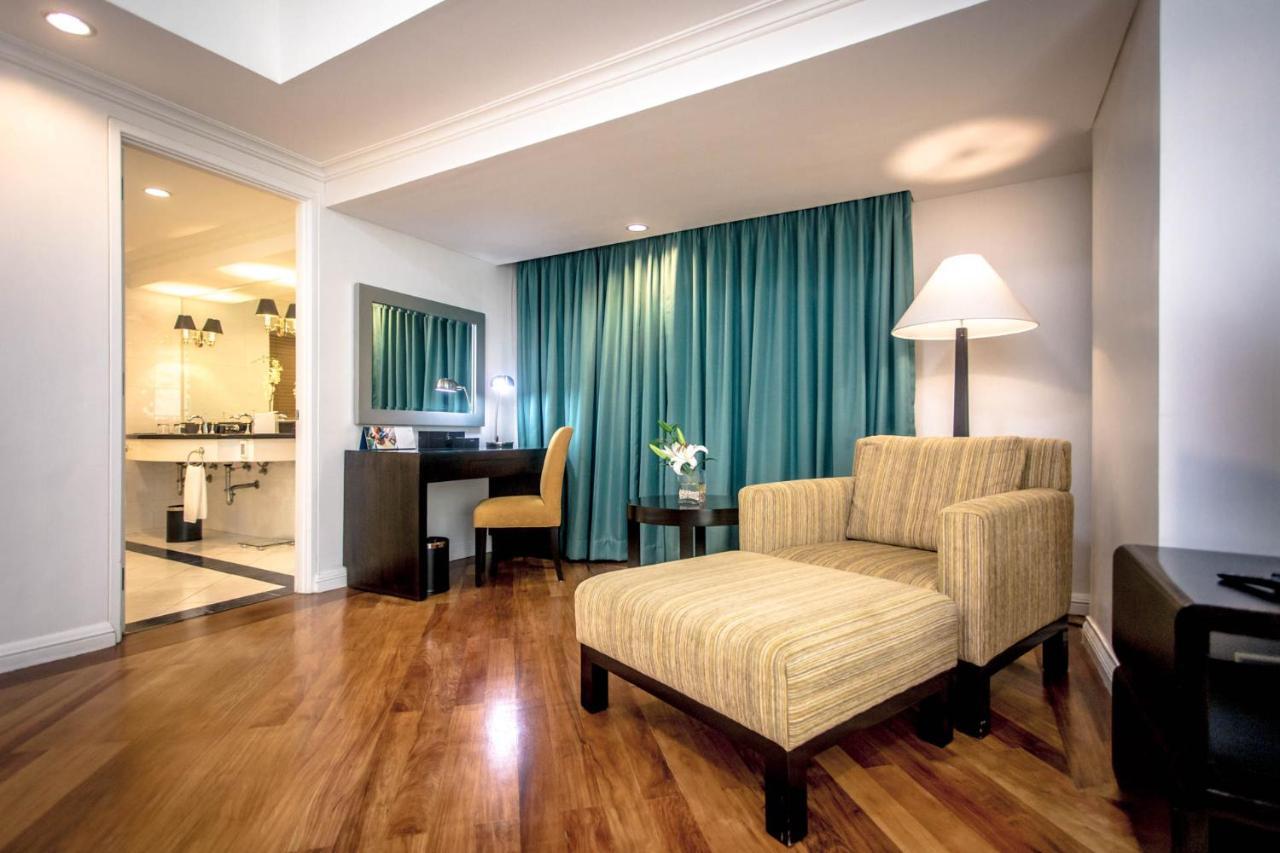 Fraser Place Manila Makati City Exterior foto